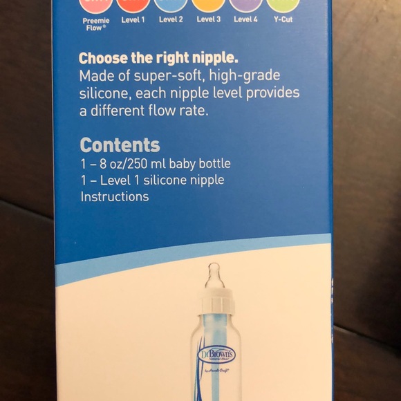 Bundle of 5 Dr Browns bottles and 4 diaper/wipes - Picture 6 of 6